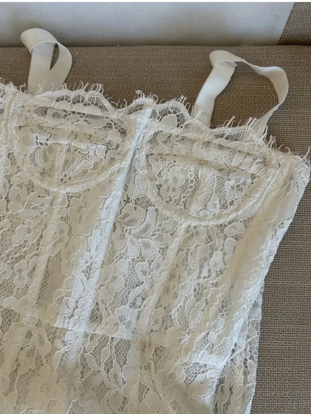 Helsa Lace Column Midi Dress - Picture 6 of 7
